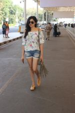 Adah Sharma snapped at airport on 21st Feb 2016 (24)_56caabcedfe5a.JPG