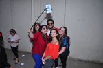 Ranveer Singh snapped with fans at Mehboob on 21st Feb 2016 (37)_56cab0a127b6a.JPG