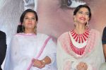 Shabana Azmi, Sonam Kapoor promotes Neerja in Mumbai on 1st March 2016 (46)_56d696344df12.JPG