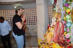 Hrithik Roshan and family snapped at Shiv Ratri celebrations on 7th March 2016 (27)_56deb29b9f4d8.JPG