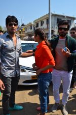 Alia Bhatt, Sidharth Malhotra and Fawad Khan snapped at Jetty in Mumbai on 8th March 2016 (6)_56e006bd358f2.JPG