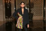 Sonam Kapoor At The Launch Of Ultra Luxe Abil Mansions on 9th March 2016 (9)_56e16608e5cfe.JPG
