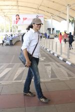 Imtiaz Ali snapped at airport on 10th March 2016 (52)_56e26c385d5c7.JPG