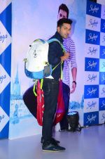 Varun Dhawan at skybags launch on 11th March 2016 (39)_56e2ae34a2ec0.JPG