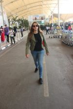 Hazel Keech snapped at airport on 11th March 2016 (43)_56e407ecad86f.JPG