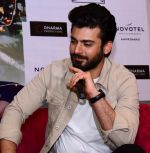 Fawad Khan promote Kapoor & Sons in Ahmedabad on 12th March 2016 (21)_56e550db1ea66.JPG
