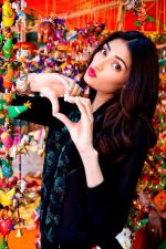 Athiya Shetty at Delhi Haat_56e93ae287f54.jpg