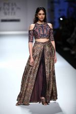 Aditi Rao Hydari at Shruti Sancehti Show on day 3 of Amazon India fashion week on 18th March 2016 (13)_56ed413bba602.jpg