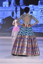Model walk the ramp for Manish Malhotra_s show at CPAA Fevicol SHOW on 20th March 2016 (257)_56f0048ba6291.JPG