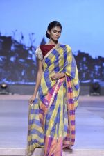 Model walk the ramp for Manish Malhotra_s show at CPAA Fevicol SHOW on 20th March 2016 (305)_56f0058a3e093.JPG