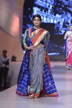 Model walk the ramp for Manish Malhotra_s show at CPAA Fevicol SHOW on 20th March 2016 (330)_56f005c6604ac.JPG