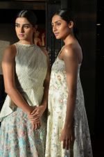 Model at Manish Malhotra Lakme fashion week preview on 21st March 2016 (23)_56f0e888f2655.JPG