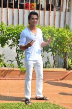 Sonu Sood during the ad shoot of Texmo Pipe Fittings in Mumbai on March 26, 2016 (25)_56f7cfb20e283.JPG