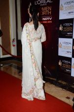 Aishwarya Rai Bachchan at NDTV Loreal Women of Worth Awards on 28th March 2016 (157)_56fa76c7e7528.JPG