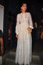 Sonam Kapoor at bhansali party for national award declare on 28th March 2016 (110)_56fa79c6e2d96.JPG