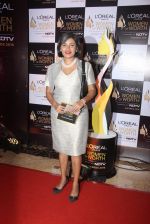 at NDTV Loreal Women of Worth Awards on 28th March 2016 (19)_56fa7714706ff.JPG