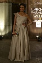 Achala Sachdev at Anand Kabra_s show for LFW 2016 on 30th March 2016 (13)_56fccf05b9966.JPG
