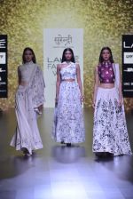 Model walk the ramp for Huemn-Sneha arora-Surendri Show for LFW 2016 on 30th March 2016 (767)_56fccee9272a7.JPG