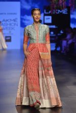 Model walks for Anita Dongre Show at LIFW 2016 Day 3 on 1st April 2016 (516)_56ffb698171b1.JPG