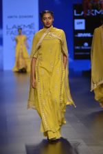 Model walks for Anita Dongre Show at LIFW 2016 Day 3 on 1st April 2016 (608)_56ffb768182c5.JPG