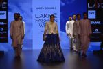 Sonakshi Sinha walks for Anita Dongre Show at LIFW 2016 Day 3 on 1st April 2016 (853)_56ffb491f2497.JPG