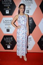 Sandeepa Dhar on Day 4 at Lakme Fashion Week 2016 on 2nd April 2016 (108)_57013030e13b2.JPG