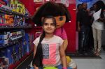 Ruhanika Dhawan  at Simba Toys Shop in Mumbai on 6th April 2016 (12)_57062dcc9b4a2.JPG