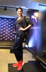 Jacqueline Fernandez at PUMA delhi event on 7th April 2016 (3)_5708e03a66045.jpg
