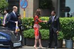 Prince William & Kate Middleton arrive in Mumbai on 10th April 2016 (5)_570b881bdea7a.JPG