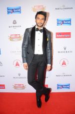 Ranveer Singh at Hello Hall of Fame Awards 2016 on 11th April 2016 (6)_570cd8eff1e95.JPG