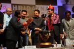 Aamir Khan, Viswanathan Anand at Hridaynath Mangeshkar Award on 12th April 2016 (93)_570e502a0e7b5.JPG