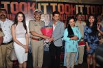 Manoj Bajpai, Divya Dutta at Traffic Jam film trailer launch in Mumbai on 13th April 2016 (83)_570f3f1a25c6f.JPG