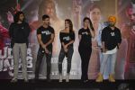 Shahid Kapoor, Kareena Kapoor, Alia Bhatt and Diljit Dosanjh at Udta Punjab trailer launch on 16th April 2016 (165)_5713ab341d31b.JPG