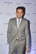 Abhay Deol at Bibhu Mohapatra show on 18th April 2016 (60)_5715c009171a5.JPG