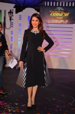 Madhuri Dixit at So You Think You can dance launch on 19th April 2016 (28)_57170c998d3f8.JPG