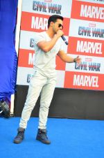 Varun Dhawan at Marvel_s Captain America promotions on 21st April 2016 (8)_571a05b667b65.JPG