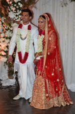 Bipasha Basu and Karan Singh Grover_s Wedding Reception on 30th April 2016 (42)_5728243e4e846.JPG