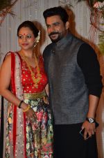 Madhavan at Bipasha Basu and Karan Singh Grover_s Wedding Reception on 30th April 2016 (14)_5728276ba7328.JPG