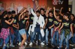 Rithvik Dhanjani at the Launch of the song Taang Uthake from the film Housefull 3 on 6th May 2016 (7)_572dfe520c2fc.JPG