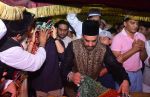 Mohammad Azharuddin at nizamuddin dargah on 9th May 2016 (15)_573211353317a.jpg