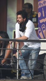 Shahrukh Khan at Eden Gardens on 8th May 2016 (9)_57317e844c5cb.jpg