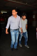 Mohammad Azharuddin snapped at airport in Mumbai on 10th May 2016 (20)_5732e0820ed0e.JPG