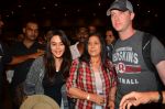 Preity Zinta snapped with hubby at airport on 12th May 2016 (4)_5735893b3b5cb.JPG