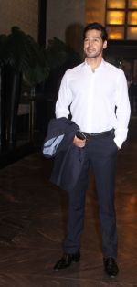 Dino Morea at Preity Zinta Wedding Reception in Mumbai on 13th May 2016 (6)_5736d92408e6b.jpg