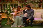 Karan Singh Grover and Bipasha Basu on the sets of Kapil Sharma Show on 28th May 2016 (94)_574a98f61eca0.JPG