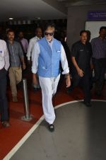 Amitabh Bachchan snapped at airport on 29th May 2016 (1)_574bc8384e3f0.JPG