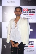 at GQ Best Dressed Men 2016 in Mumbai on 2nd June 2016 (223)_575131a088996.JPG