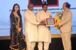 Preity Zinta at Swabhiman Mumbaikar event to honour Padmabhushan winners on 3rd June 2016 (21)_5752d428956df.JPG