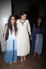 Alvira Khan, Swara Bhaskar at Nil Battey Sannata screening on 5th June 2016 (35)_57551fca899ca.JPG