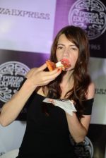 Kalki Koechlin launches Pizza express in Delhi on 8th June 2016 (28)_5759774626bff.JPG